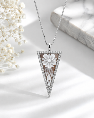 Pendente Cammeo Fiore in Argento 925 con Zirconi