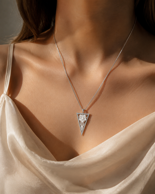 Pendente Cammeo Fiore in Argento 925 con Zirconi