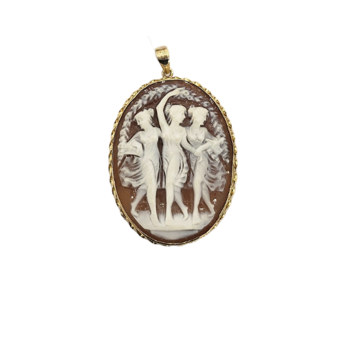 Antique Cameo Pendant in Gold – Pendant with Italian cameo