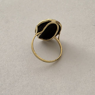 Bague en Agate et Or Jaune 18 Carats – Élégance et Raffinement