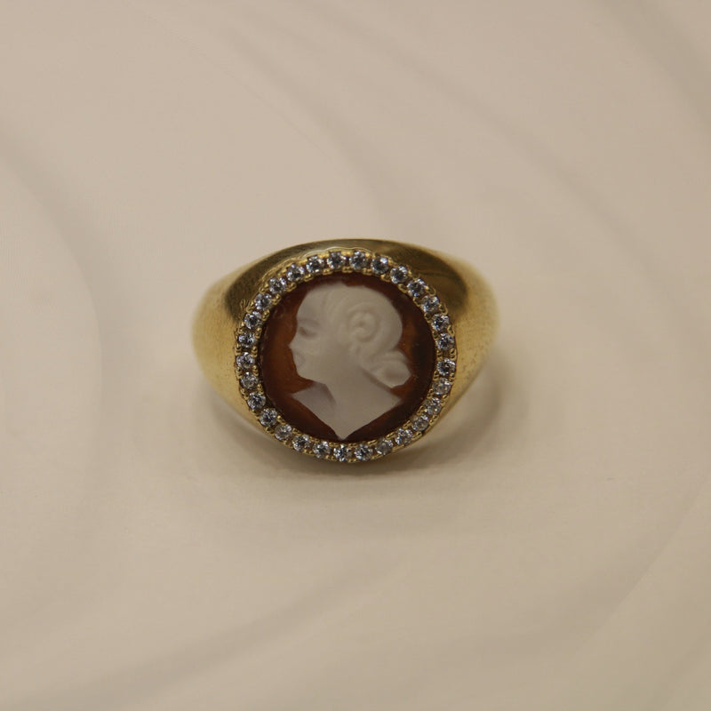 Anello Cammeo in Argento – Design Profilo Donna, Fatto a Mano, Taglia Regolabile