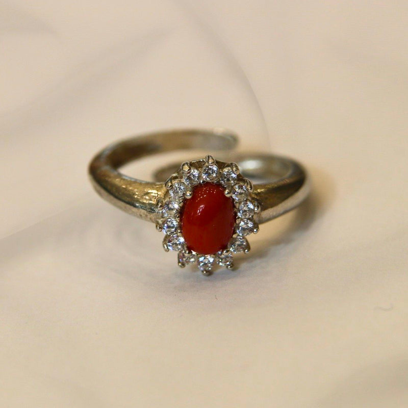 Anello in Corallo Rosso Mediterraneo – Argento Bianco Rodiato, Zirconi, Taglia Regolabile