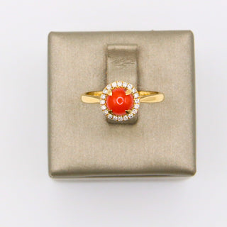 Anello Corallo Rosso Naturale Oro Diamanti