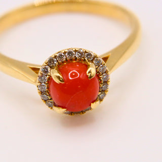 Anello Corallo Rosso Naturale Oro Diamanti