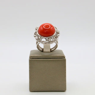 Anello Fiore Corallo Rosso e Diamanti – Oro Bianco 18kt | Pezzo Unico