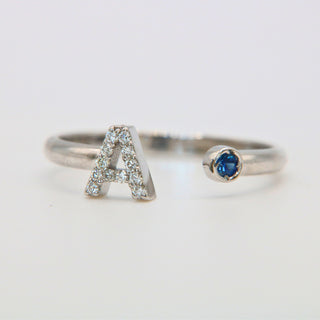 Anello Iniziale A in Oro Bianco 18kt con Zaffiro e Diamanti Naturali