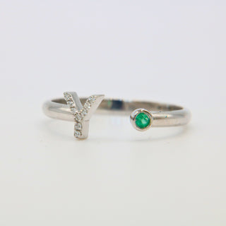 Anello Iniziale Lettera “Y” | Oro Bianco 18kt, Zaffiro Naturale e Diamanti
