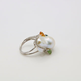 Anello Perla Barocca Diamanti Zaffiri Oro