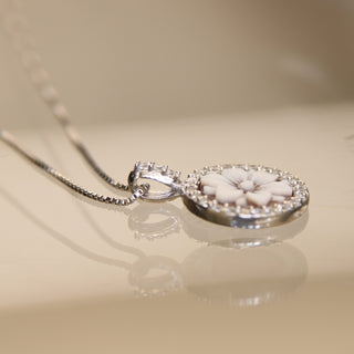 Ciondolo Cammeo Fiore Argento 12mm Conchiglia Sardonica