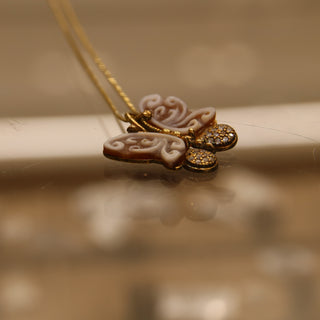 Butterfly Cameo Pendant in Sardonyx Shell – 925 Sterling Silver Gold-Plated
