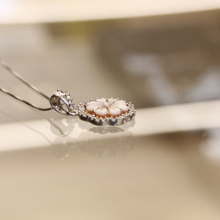 Cammeo Artigianale Fiore in Conchiglia Sardonica