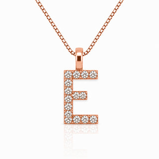 Pendentif lettre élégant : E