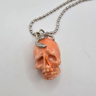 Teschio in Corallo Rosa Naturale Intagliato a Mano con Argento Sterling 925